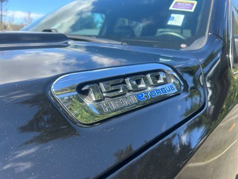 Used 2024 RAM 1500 Limited AWD/4WD image 31