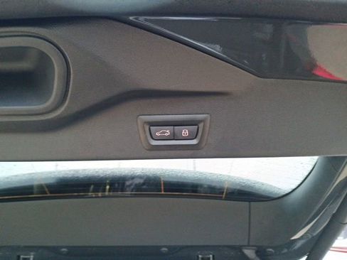 New 2026 BMW X5 sDrive40i image 11