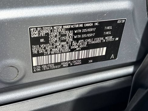 Used 2020 Toyota RAV4 LE w/ All Weather Liner Package AWD/4WD image 20