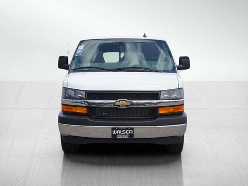 Used 2025 Chevrolet Express 3500 LT w/ LT Preferred Equipment Group RWD image 7