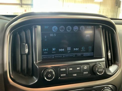 Used 2018 Chevrolet Colorado Z71 image 20