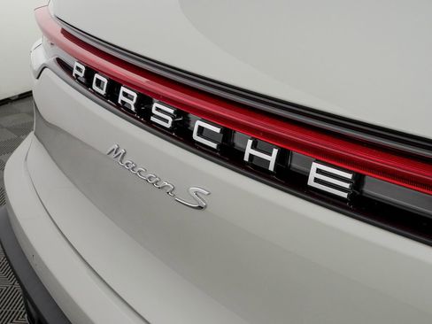 New 2026 Porsche Macan S image 38
