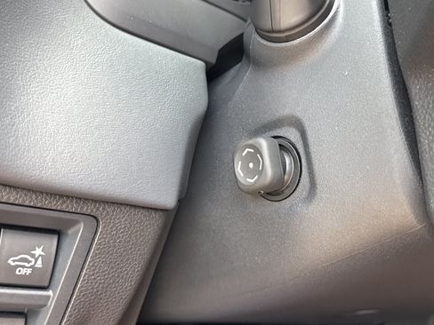 Used 2022 Toyota Tundra Platinum AWD/4WD image 23