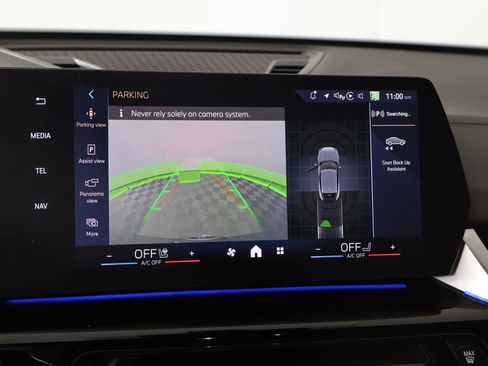 Used 2025 BMW X2 xDrive28i image 6