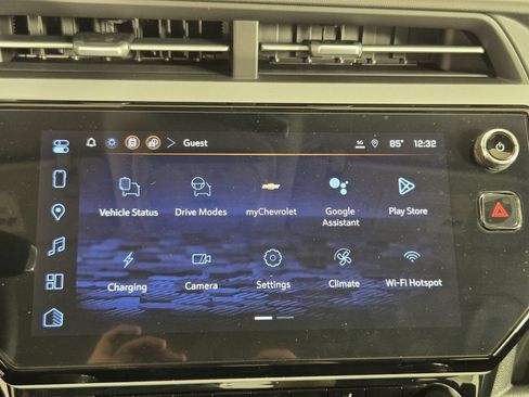 New 2027 Chevrolet Bolt LT w/ Comfort Package FWD image 18