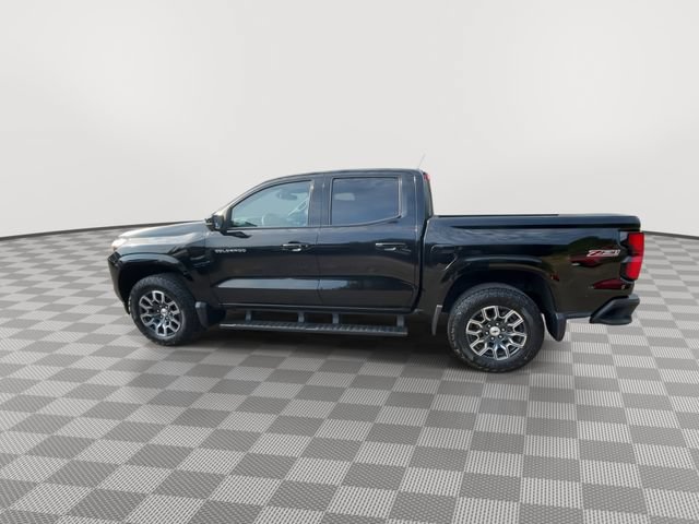 Used 2024 Chevrolet Colorado Z71 w/ Z71 Convenience Package 2 AWD/4WD image 5