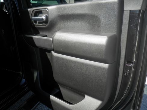 Used 2024 Chevrolet Silverado 2500 Custom w/ Custom Convenience Package image 25