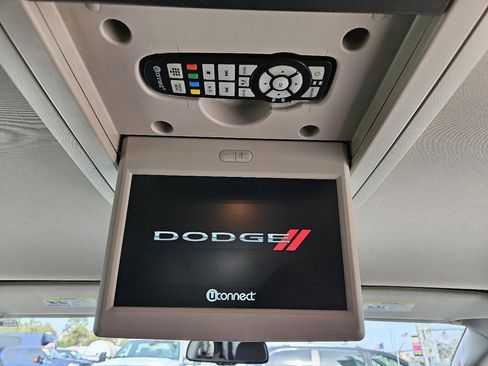 Used 2017 Dodge Grand Caravan SE w/ Power Window Group image 37