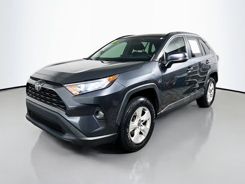 Used 2021 Toyota RAV4 XLE image 10