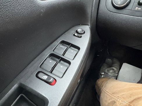 Used 2012 Chevrolet Impala LTZ image 15