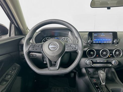 Used 2024 Nissan Sentra S FWD image 17