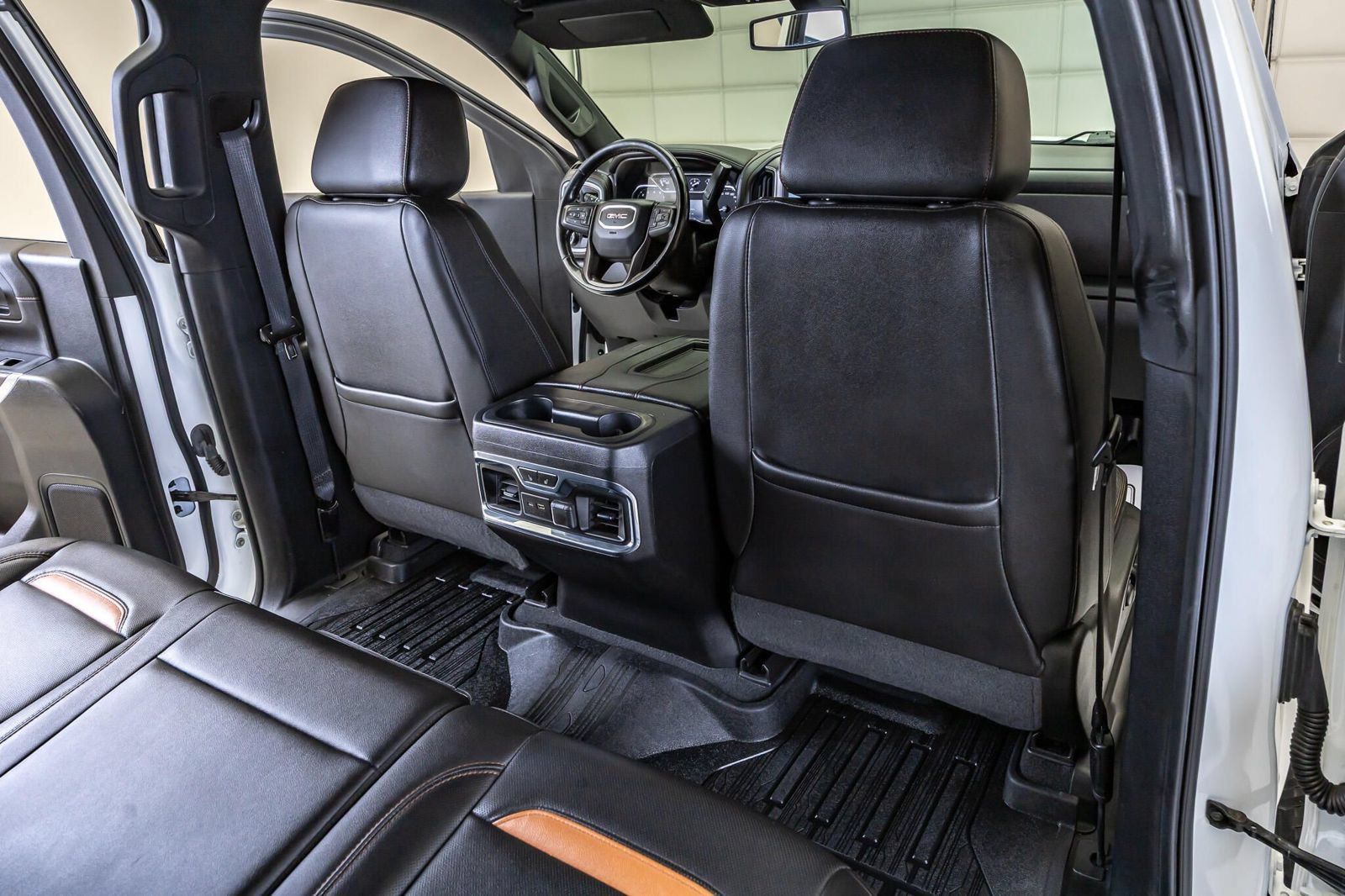 Used 2019 GMC Sierra 1500 AT4 w/ AT4 Preferred Package AWD/4WD image 29