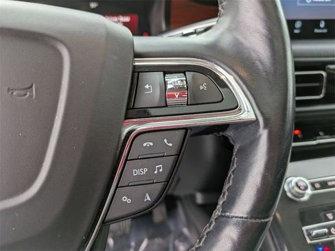 Certified 2022 Lincoln Nautilus Reserve w/ Equipment Group 201A image 19