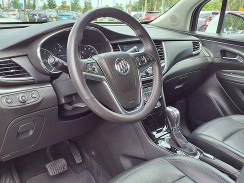 Used 2020 Buick Encore Essence FWD image 19