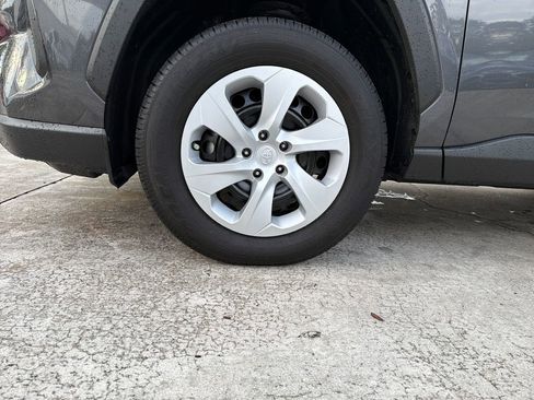 Used 2025 Toyota RAV4 LE FWD image 13