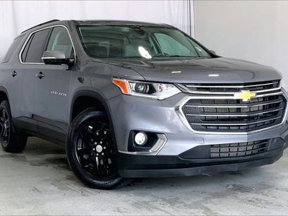 Used 2020 Chevrolet Traverse LT