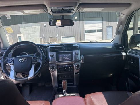 Used 2017 Toyota 4Runner Limited RWD image 25