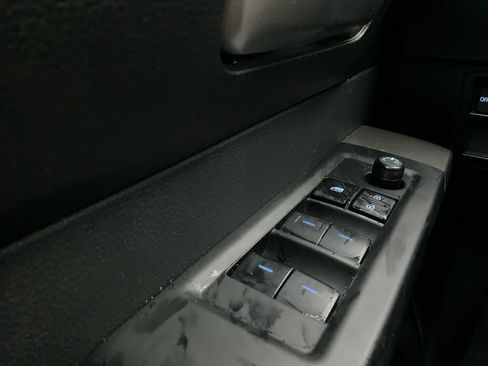 Used 2024 Toyota Tundra SR5 w/ SR5 Convenience Package AWD/4WD image 18