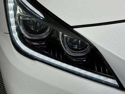 Used 2018 Genesis G80 3.8 w/ Option Group 03 RWD image 9