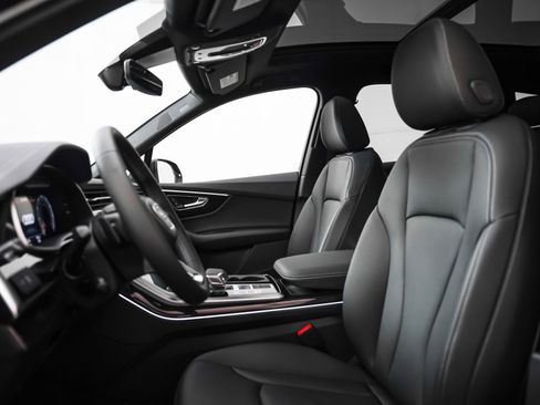 New 2026 Audi Q7 2.0T Premium image 8