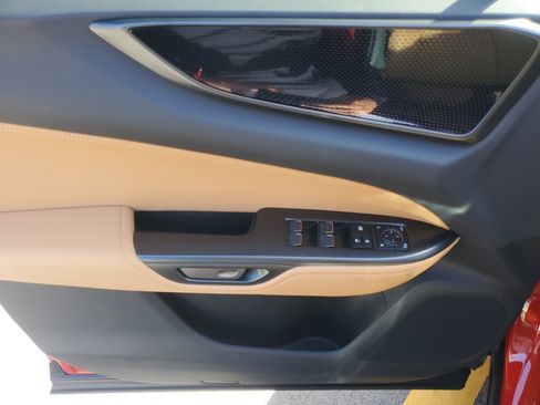 Certified 2025 Lexus NX 250 FWD image 19