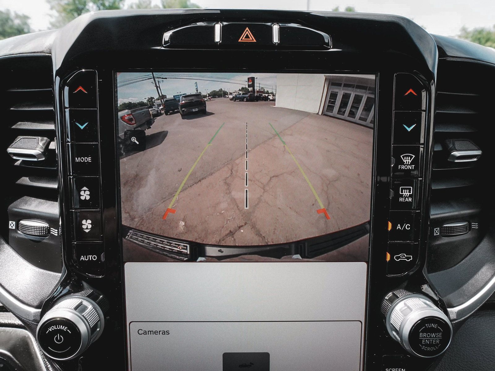 Used 2023 RAM 1500 Big Horn AWD/4WD image 27