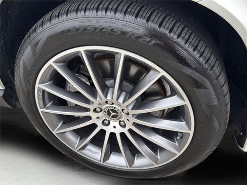 Used 2023 Mercedes-Benz GLE 450 4MATIC w/ AMG Line Exterior image 36