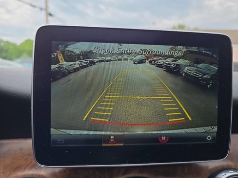 Used 2016 Mercedes-Benz GLA 250 4MATIC image 41