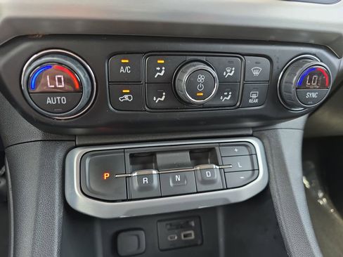 Certified 2021 GMC Acadia SLE w/ Driver Convenience Package AWD/4WD image 26