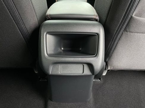 Certified 2025 Honda HR-V Sport image 37