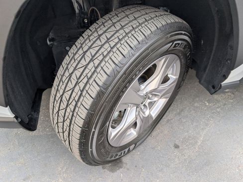 Used 2025 Toyota RAV4 XLE image 21