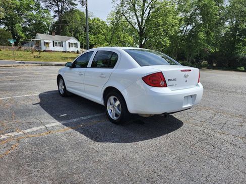 Used 2010 Chevrolet Cobalt LT w/ Preferred Equipment Group FWD image 13