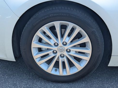 Used 2015 Toyota Avalon XLE Premium FWD image 13