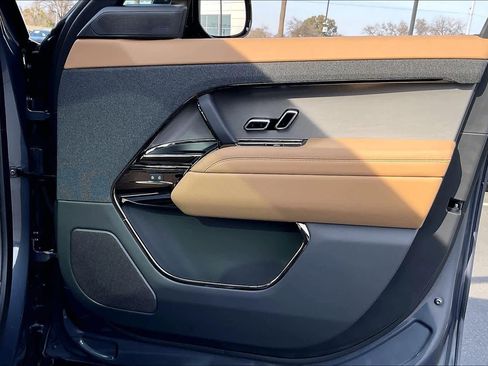New 2026 Land Rover Range Rover Sport SE image 30
