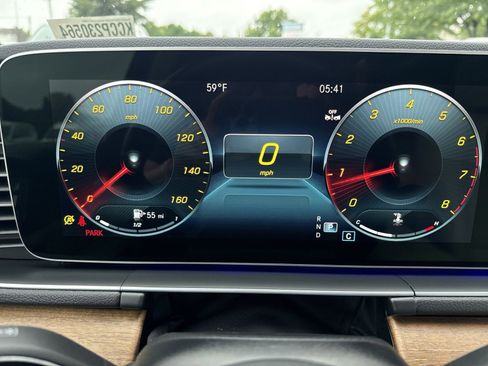 Used 2023 Mercedes-Benz GLE 350 4MATIC w/ Premium Package image 17