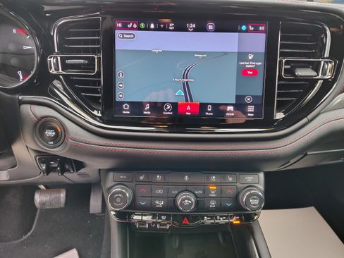 Certified 2024 Dodge Durango GT image 36