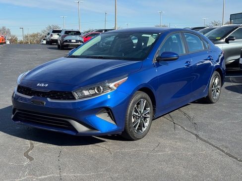 Certified 2023 Kia Forte LXS image 7