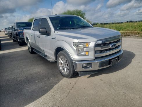 Used 2017 Ford F150 Lariat RWD image 1