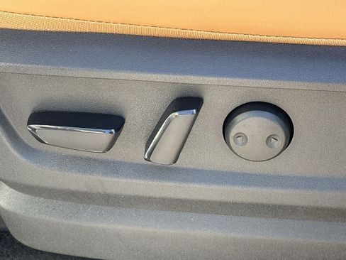 New 2026 Nissan Armada SL image 18