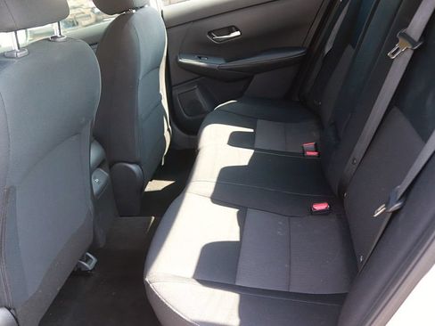 Used 2022 Nissan Sentra SV FWD image 14