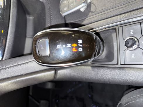 Used 2021 Cadillac XT5 Premium Luxury AWD/4WD image 18