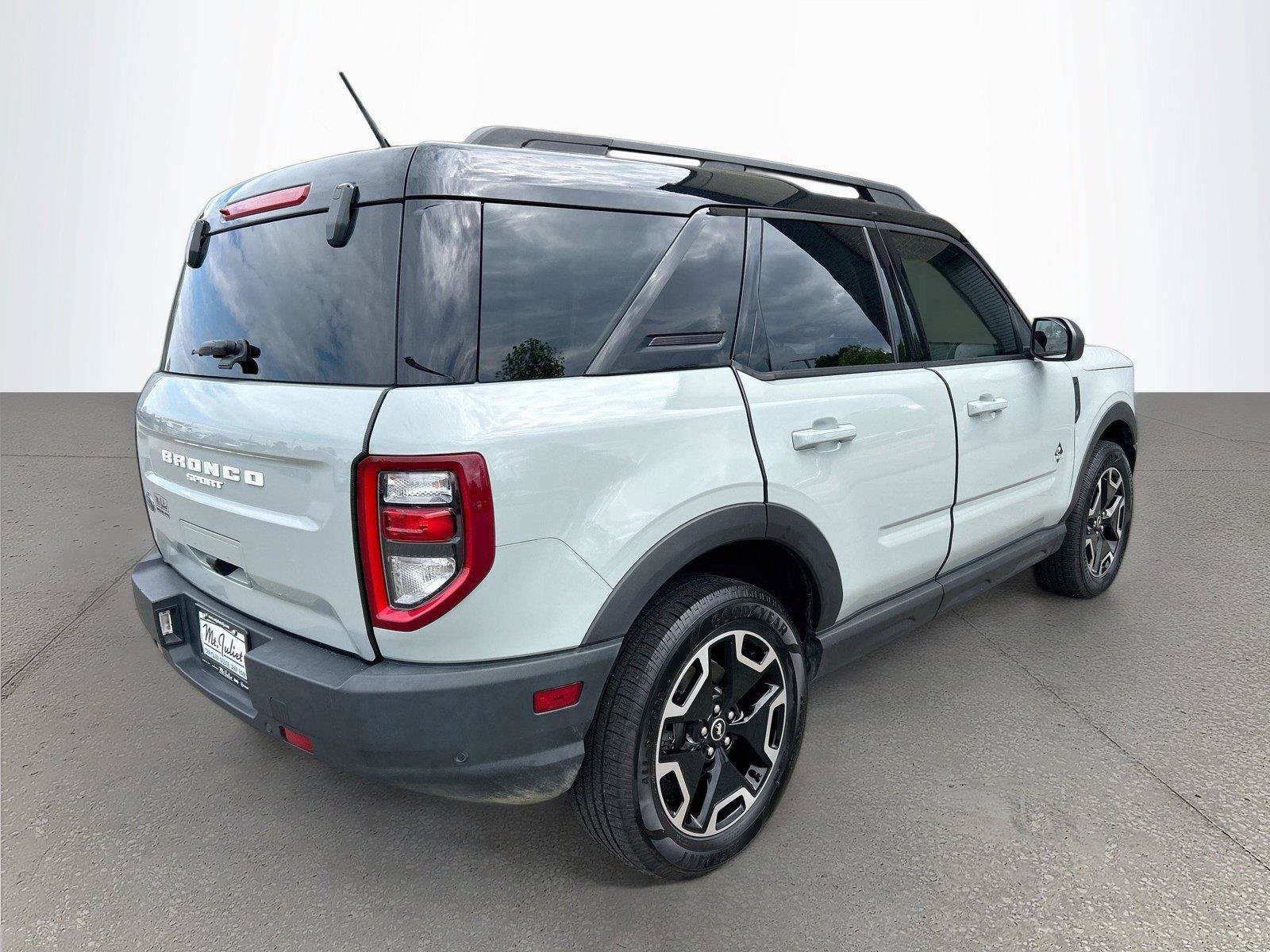 Used 2021 Ford Bronco Sport Outer Banks w/ Outer Banks Package AWD/4WD image 4