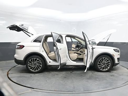 Used 2019 Lincoln Nautilus Reserve AWD/4WD image 52