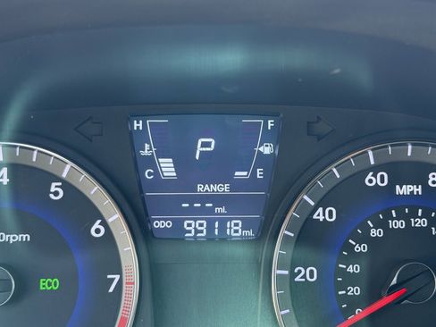 Used 2013 Hyundai Accent GS FWD image 15