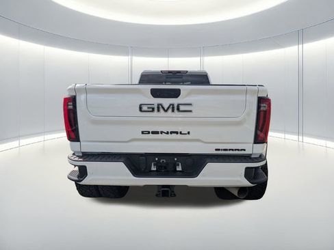 Used 2024 GMC Sierra 3500 Denali w/ Denali Reserve Package AWD/4WD image 6