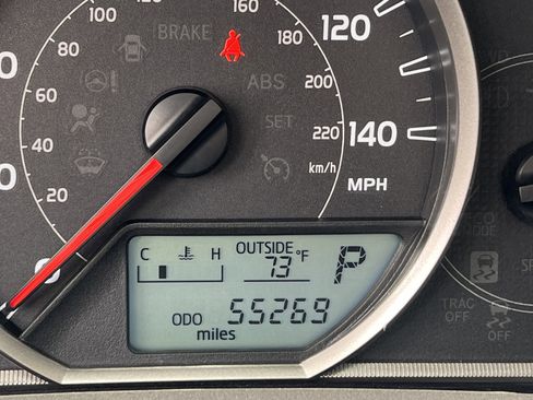 Used 2015 Toyota RAV4 XLE FWD image 21