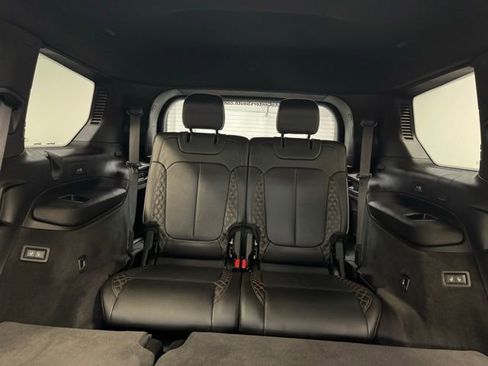 Used 2021 Jeep Grand Cherokee L Summit w/ Luxury Tech Group V AWD/4WD image 34