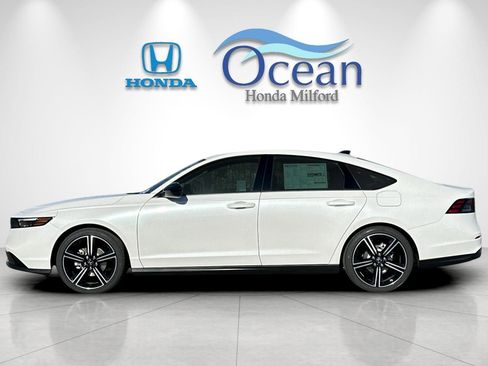 New 2026 Honda Accord SE image 2
