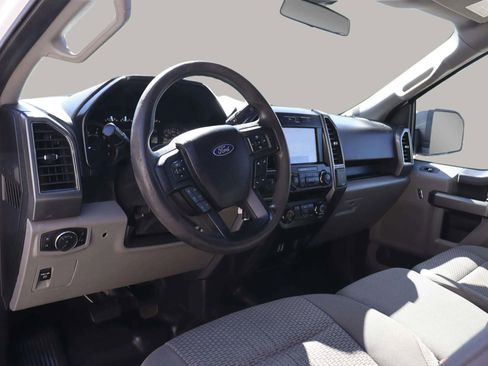 Used 2019 Ford F150 XLT w/ Trailer Tow Package image 16