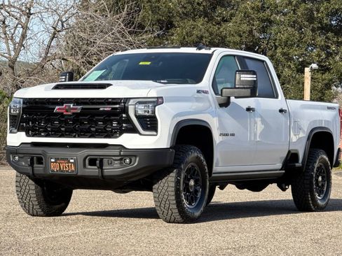 Certified 2024 Chevrolet Silverado 2500 ZR2 w/ ZR2 Bison Edition image 8